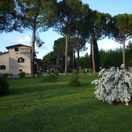 Hotel La Torretta Ассізі Екстер'єр фото