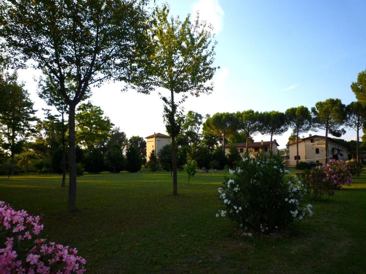 Hotel La Torretta Ассізі Екстер'єр фото