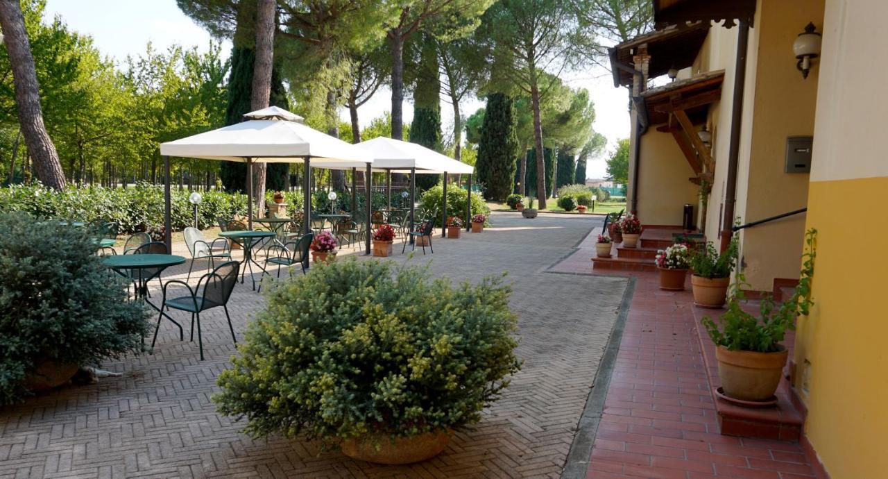 Hotel La Torretta Ассізі Екстер'єр фото