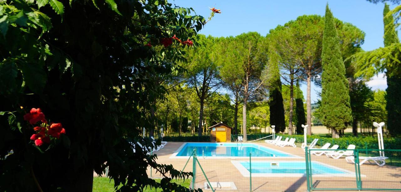 Hotel La Torretta Ассізі Екстер'єр фото