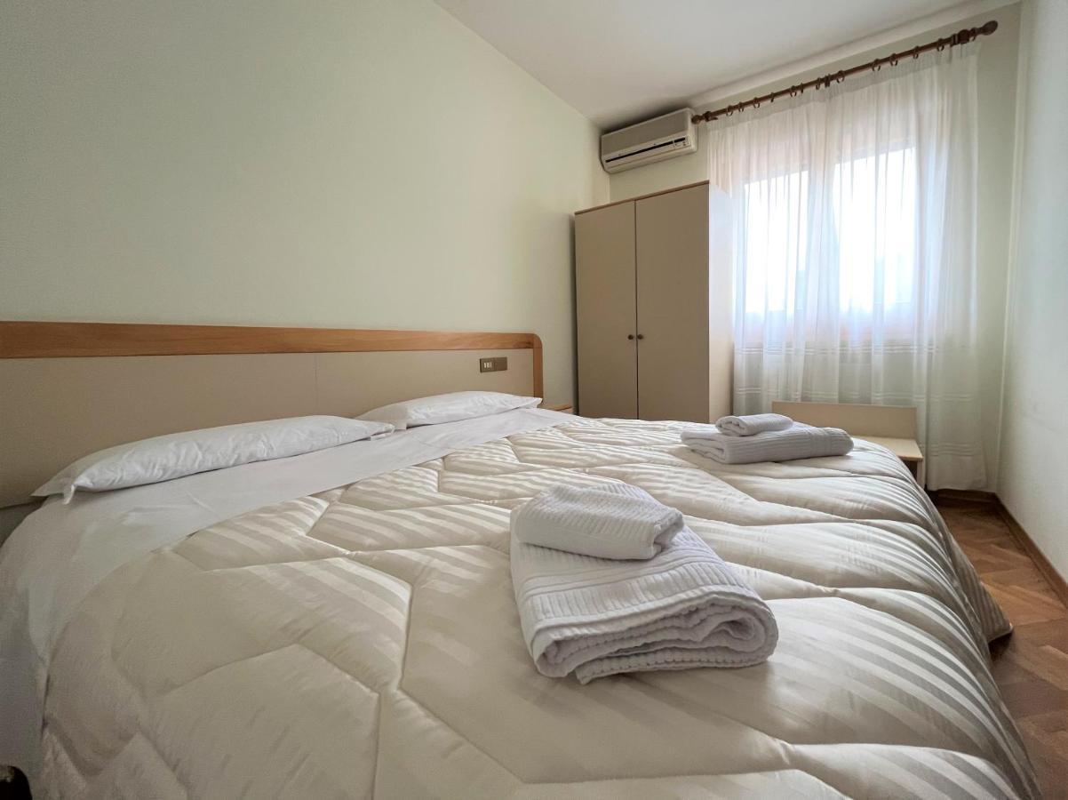 Hotel La Torretta Ассізі Екстер'єр фото