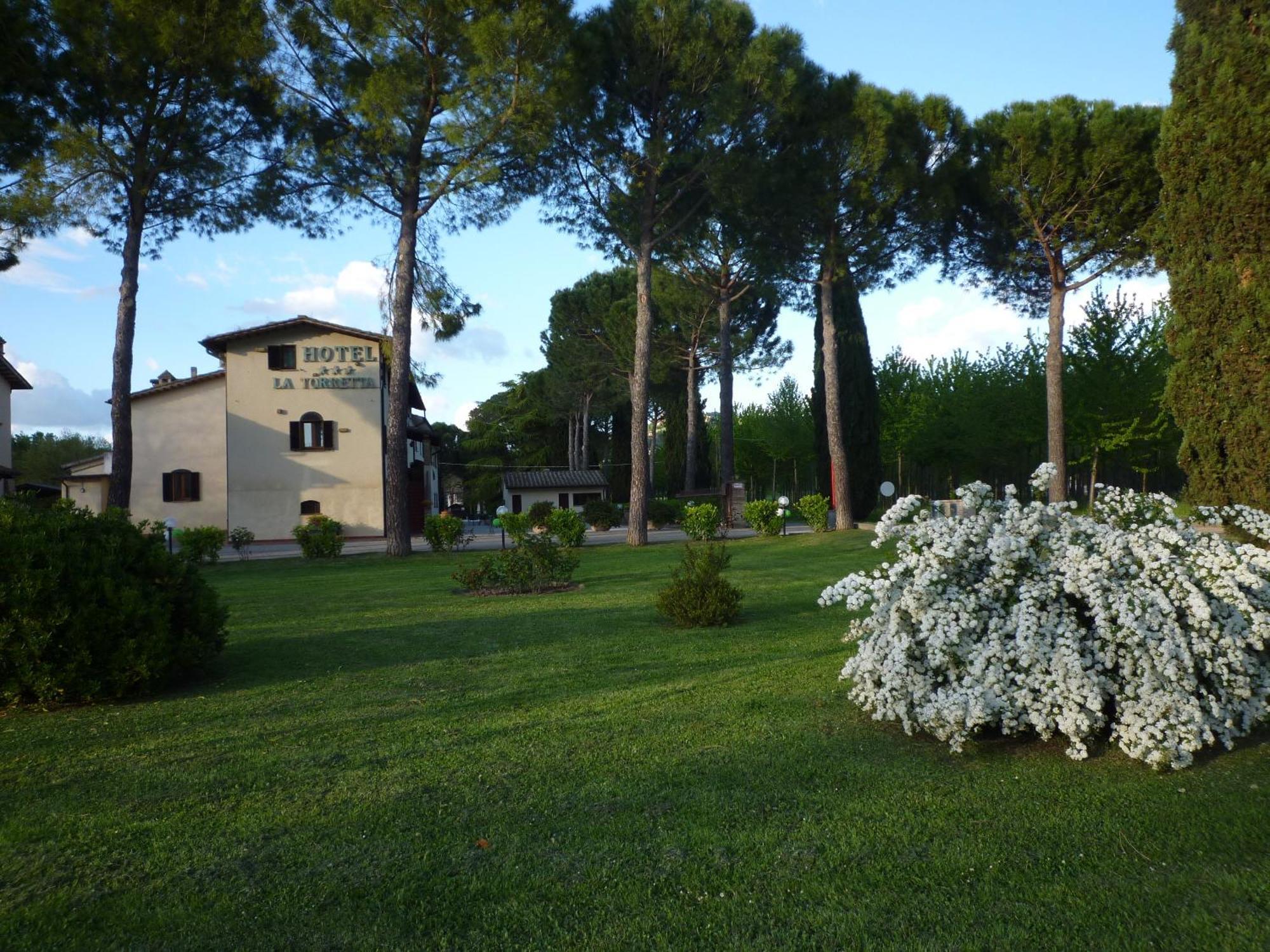 Hotel La Torretta Ассізі Екстер'єр фото